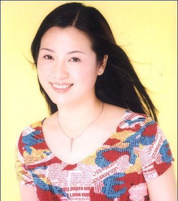 王欢的老公,揭秘他的事业与家庭生活